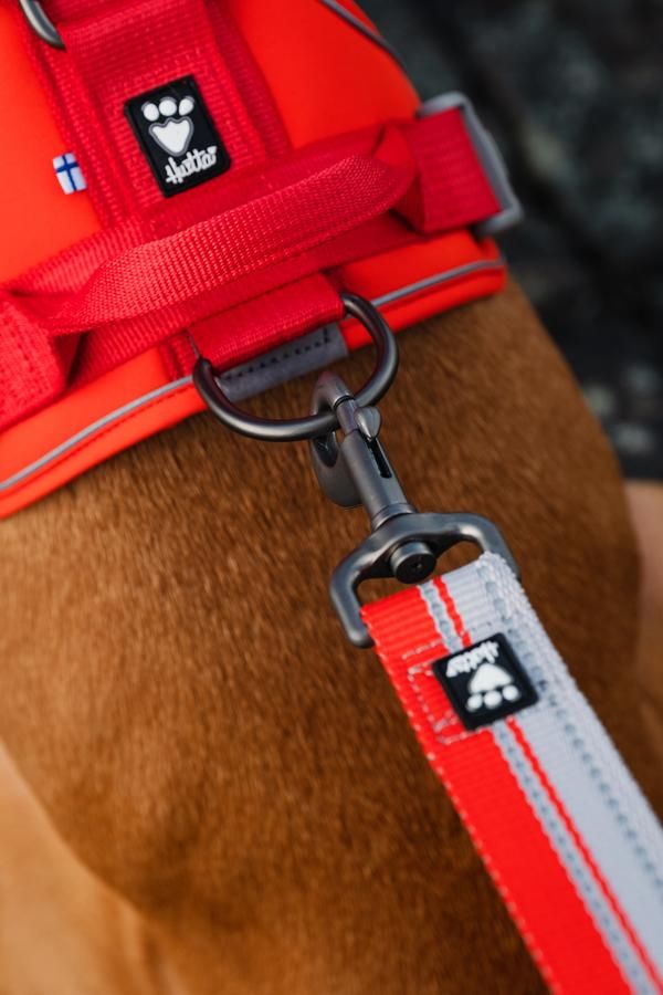 Hurtta Weekend Warrior Eco petnešos 40-45 cm, oranžinė